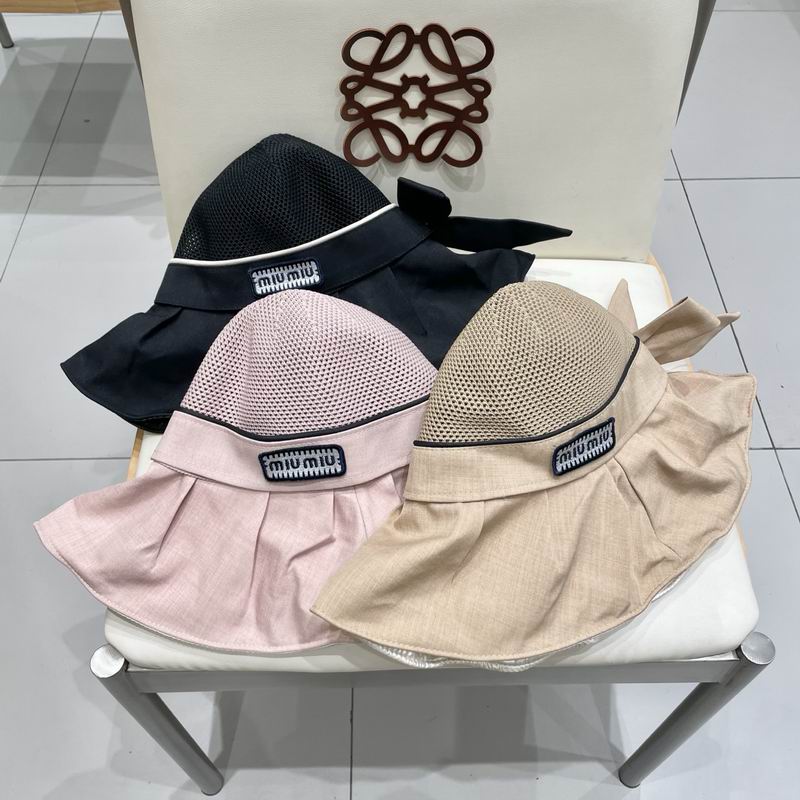 Miumiu hat 050302